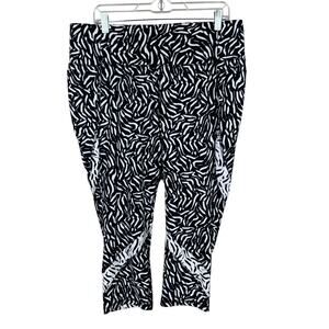 Livi Lane Bryant Wicking Capri Leggings Black White High Rise Women's 18 20